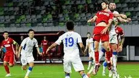 “校园篮球赛事作文”