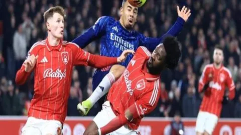 长春亚泰与武汉三镇 第16轮中超巅峰对决